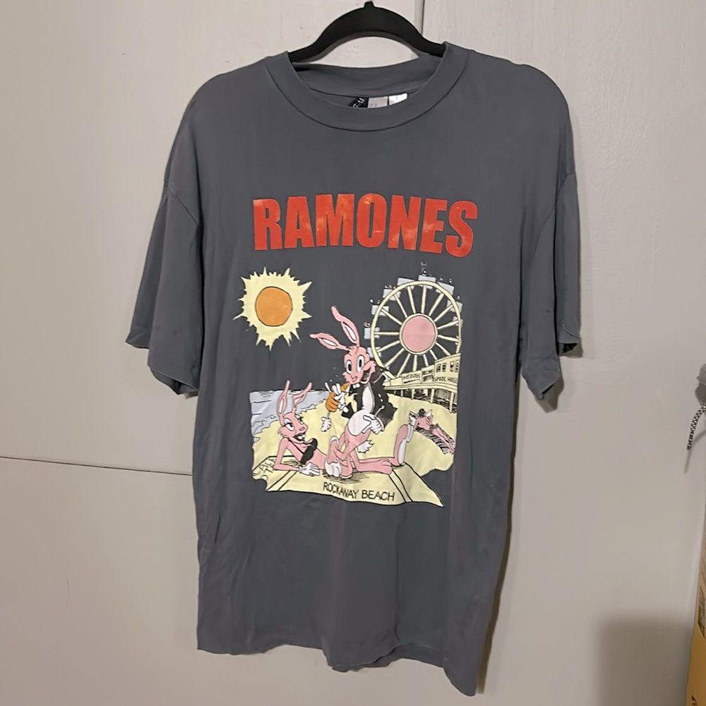 Ramones Band Tee